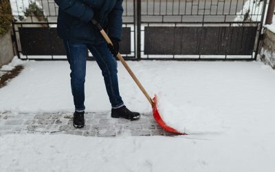 Shoveling Snow During Pregnancy- Tips for Staying Safe