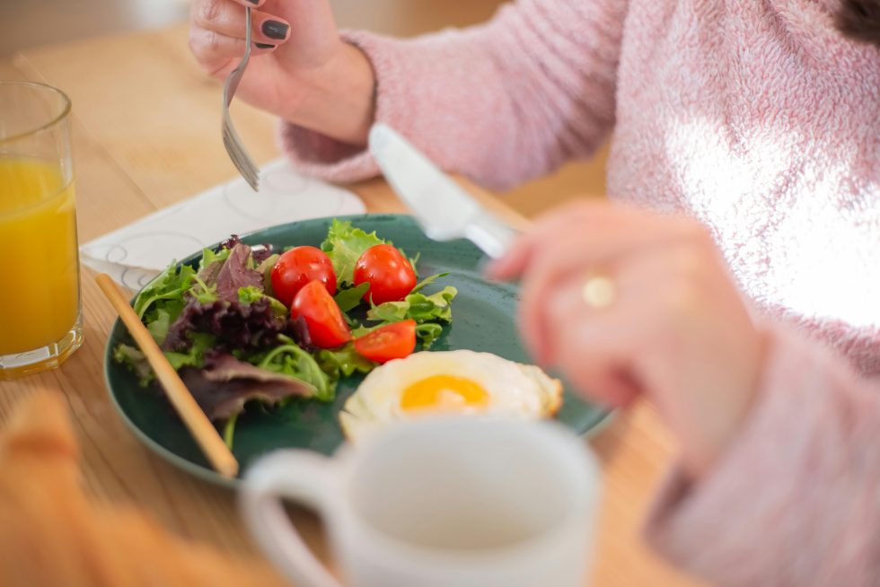 Healthy breakfast plate